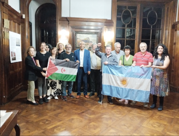 sdfgb-1 Pérez Esquivel lidera nueva asociación solidaria con el Sáhara en Argentina – Frente Polisario Argentina