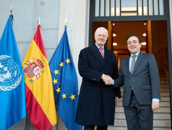 Albares se reúne en Madrid con el enviado de la ONU para el Sáhara Occidental