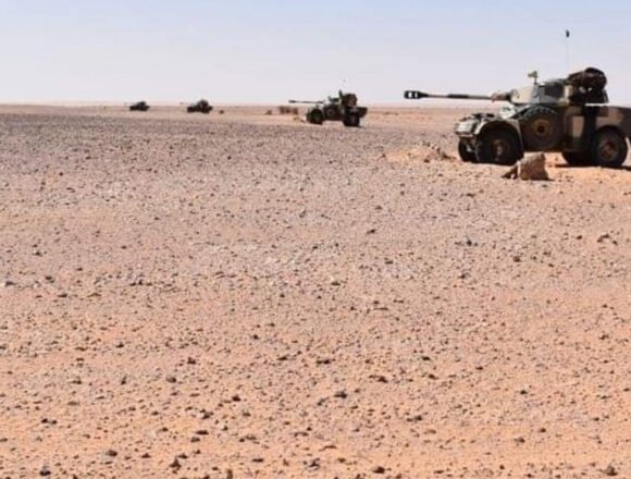 1704901416685505-0 GUERRA DEL SAHARA | Marruecos ha comenzado a reforzar el muro militar con la acumulación de tropas y armamento