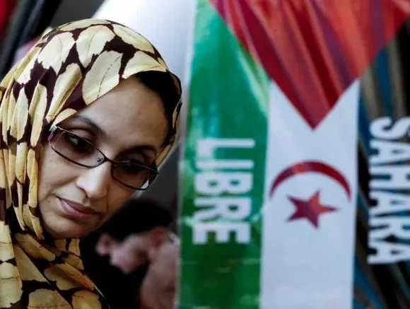 Interior concede la prórroga de residencia a la activista saharaui Aminatu Haidar, que podrá regresar a España | Público