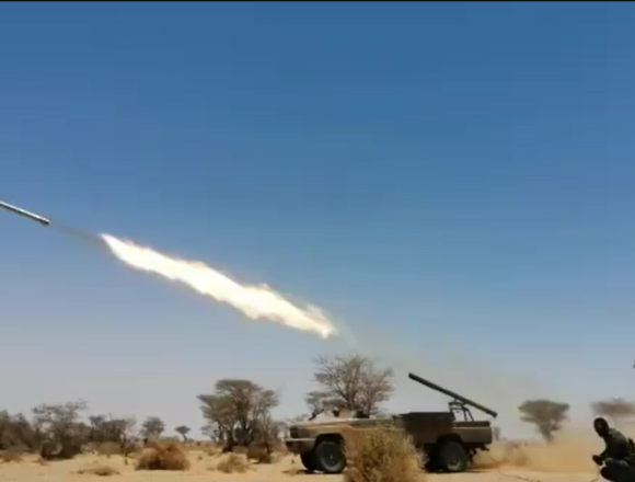 qsf GUERRA DEL SAHARA | Unidades del ELPS atacan la sede del mando del 14 Batallón de retaguardia del enemigo en el sector de FARSIA | Sahara Press Service (SPS)