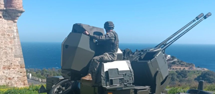 Ejército de Tierra: Despliegue de artillería antiaérea en Canarias mientras Marruecos reclama el espacio aéreo del Sáhara