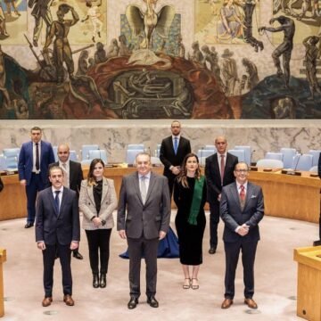 El Consejo de Seguridad ha adoptado la primera resolución de alto el fuego inmediato en la franja de Gaza, a propuesta de Argelia