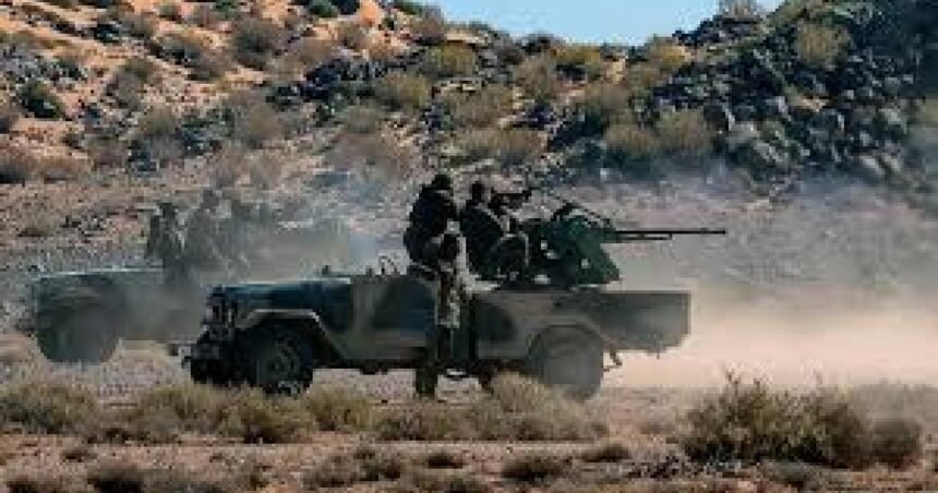 GUERRA EN EL SAHARA | El ejército saharaui ataca una base enemiga en el sector de Farsía | Sahara Press Service (SPS)