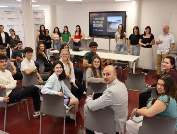 Alumnos de Deusto analizan desde diversas perspectivas el conflicto del Sáhara
