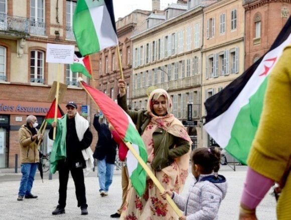L’Expression: Internationale – Les Sahraouis de France dénoncent le Maroc