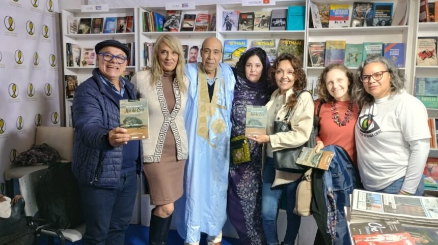 El Frente Polisario en Argentina presentó una nueva antología poética solidaria con el Sáhara Occidental | Voz del Sahara Occidental en Argentina