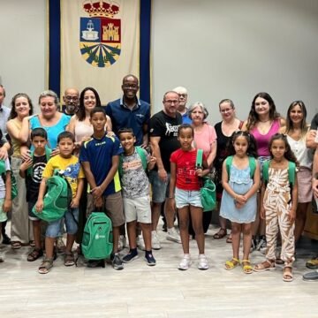 Once niños y niñas saharauis llegan este sábado a Fuenlabrada para pasar el verano