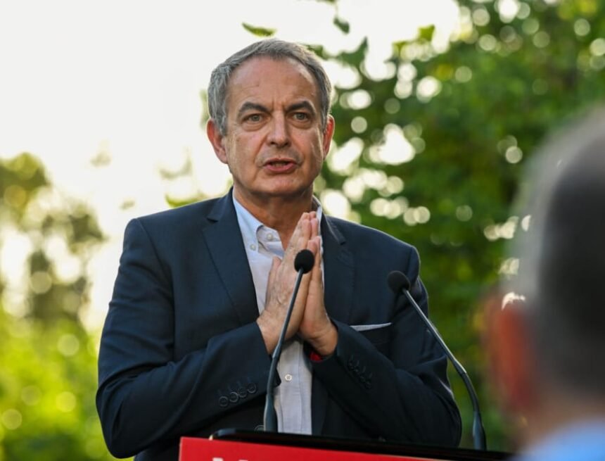 ACTO DEL PSOE EN GRANADA La saharaui que se encaró con Zapatero por su apoyo a Marruecos: «Tiene una posición indigna y de doble rasero»