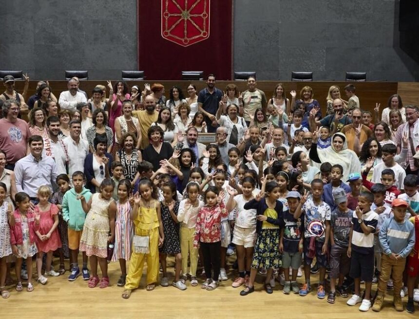 El Parlamento de Navarra da la bienvenida a los menores saharauis y vuelve a reivindicar un «Sáhara libre» – Noticias de Navarra