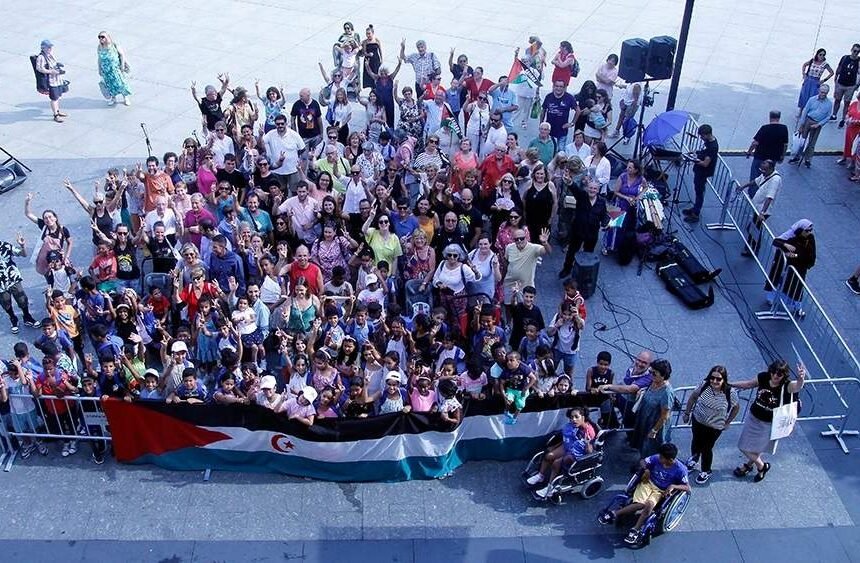 Más de un centenar de personas se concentran en Santander para reivindicar la independencia del Sáhara Occidental