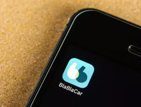 BlaBlaCar bloquea a conductor tras denuncia de Afroféminas por acto racista a mujer saharaui por vestir la melfa