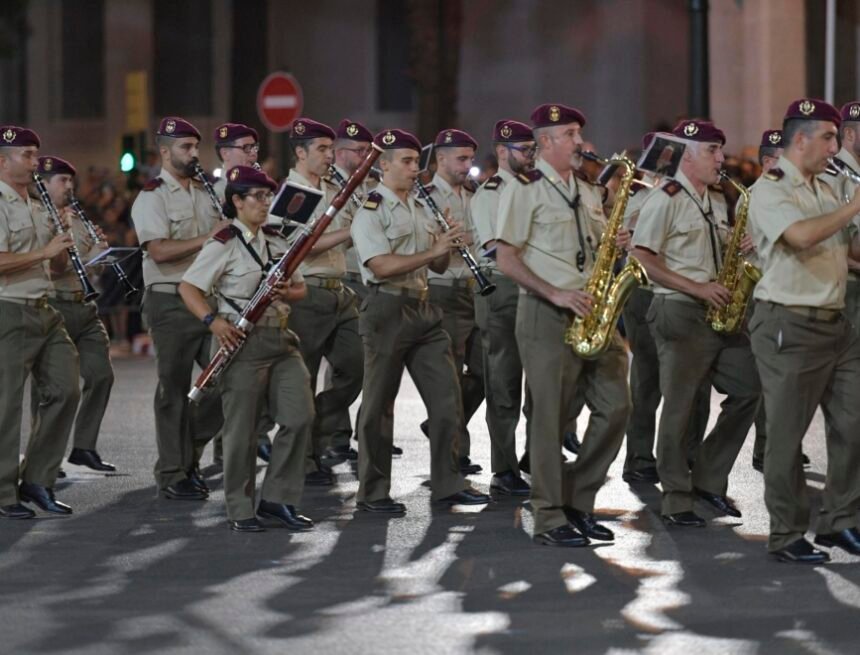 Una banda del ejército español participa en los fastos en honor a Mohamed VI, informa EL INDEPENDIENTE
