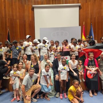 La ministra de Juventud e Infancia de España recibe a los pequeños embajadores saharauis del programa “Vacaciones en Paz” | Sahara Press Service (SPS)