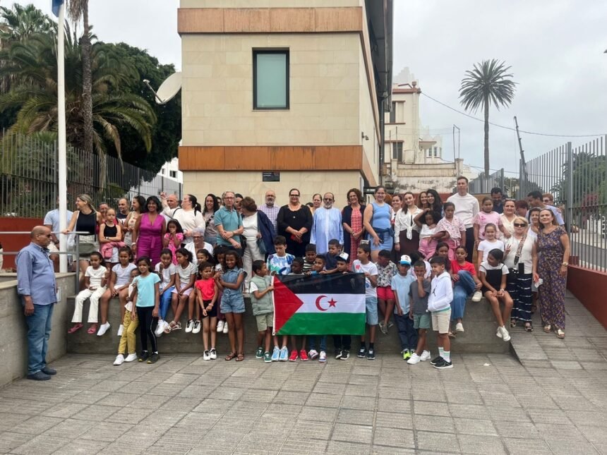 La Federación Canaria de Municipios (FECAM) da la bienvenida a los niños/as saharauis que participan en el programa “Vacaciones en Paz”