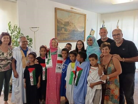 Asesora de la región de Sicilia recibe un grupo de niños saharauis | Sahara Press Service (SPS)