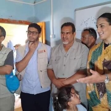 La campeona olímpica argelina de boxeo, Imane Khelif, visita los Campamentos de Refugiados Saharauis | Sahara Press Service (SPS)