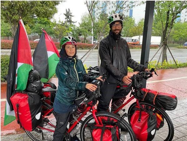 449251646_871281511694085_625084119396947669_n Una pareja recorre casi 50.000 kilómetros en solidaridad con el Sahara