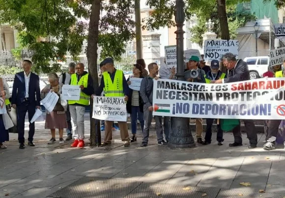 Manifestantes a Grande-Marlaska: los saharauis necesitan protección, no deportación | Contramutis
