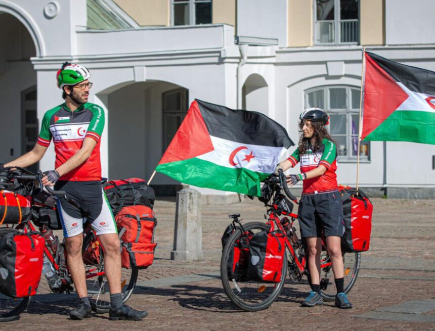 Una pareja recorre casi 50.000 kilómetros en solidaridad con el Sahara | Periodistas en Español