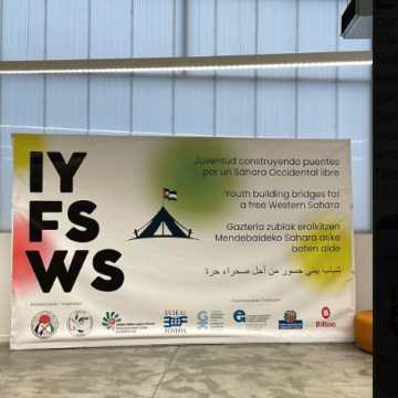 La juventud saharaui trata de dar a conocer la realidad de la ocupación y los campamentos saharauis – International Youth Forum Western Sahara (IYFSWS)