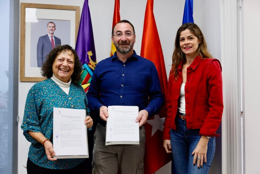 El Ayuntamiento de Colmenar Viejo firma un convenio con la Asociación de Amigos del Pueblo Saharaui