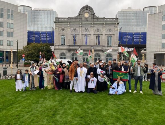 Manifestación saharaui en Bruselas: Una llamada a la independencia ante el Parlamento Europeo