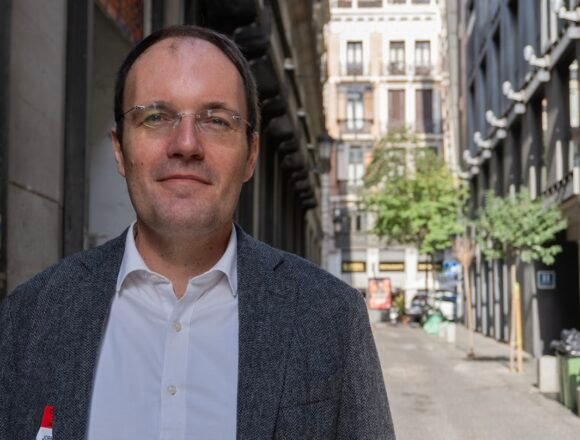 ENTREVISTA | MANUEL DEVERS, LETRADO DEL FRENTE POLISARIO ANTE LA UE – El abogado que derrotó a Marruecos y la UE: “Los saharauis noquearon a nueve Goliat y volverán a golpear donde más duele” – EL INDEPENDIENTE