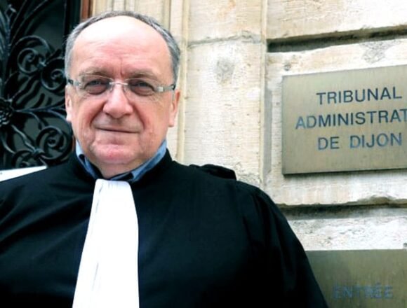 El Presidente de la República concede la Medalla de Honor de la Solidaridad Internacional al abogado Gilles Devers | Sahara Press Service (SPS)