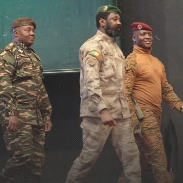 La violencia yihadista, Azawad y el descontento popular erosionan a la junta militar de Malí – ECSAHARAUI