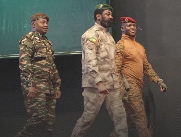 La violencia yihadista, Azawad y el descontento popular erosionan a la junta militar de Malí – ECSAHARAUI