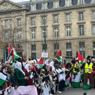 Manifestación en París contra el apoyo de Macron a la ocupación marroquí del Sáhara Occidental – ECSAHARAUI