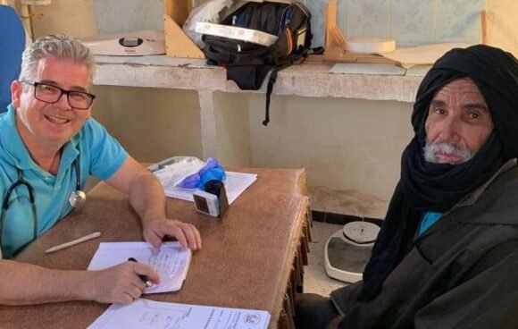 semg-forma-a-sanitarios-y-presta-asistencia-a-refugiados-en-el-sahara-5369_620x368 La Sociedad Española de Médicos Generales y de Familia (SEMG) forma profesionales sanitarios en los campamentos de refugiados saharauis
