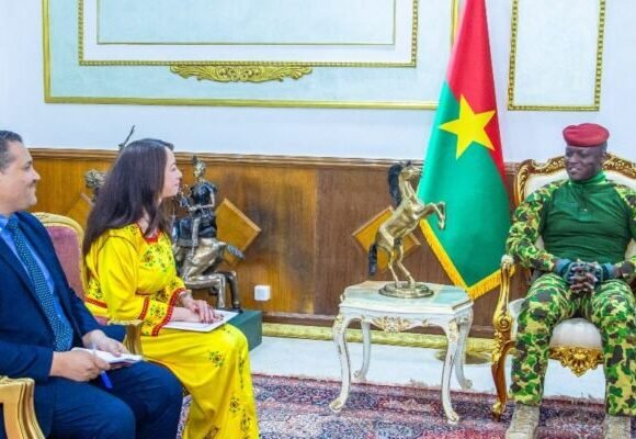 Argel y el Sahel | Argelia y Burkina Faso reafirman su compromiso mutuo en la cooperación – ECSAHARAUI