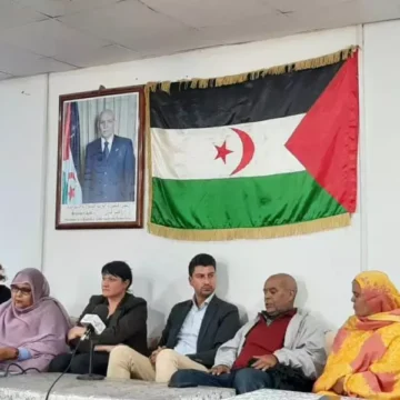 Una delegación parlamentaria suiza visita los campos de refugiados saharauis | Sahara Press Service