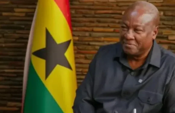 Ghana-son-president-et-son-drapeau-750x375 ¿Suspendió Ghana sus relaciones diplomáticas con la Republica Saharaui? – Por Buel-la Lehbib Breica