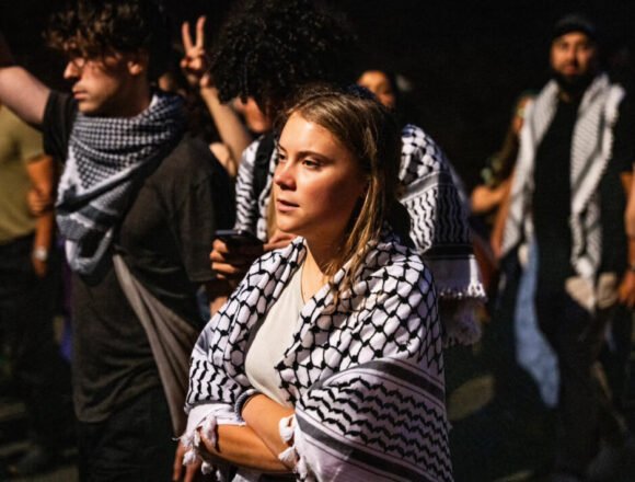 La activista ecologista Greta Thunberg visita los campamentos de refugiados saharauis