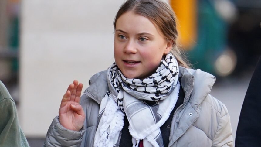 Greta Thunberg viaja a los campamentos de refugiados saharauis para denunciar la ocupación marroquí