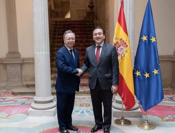 f.elconfidencial.com_original_edb_858_53b_edb85853bc42f2ef164ef9bc023eb01e Las maniobras de Exteriores con los empresarios de Ceuta y Melilla para no hablar de las aduanas – El Confidencial