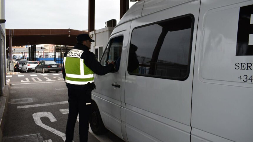 Melilla acusa al Gobierno central de querer reabrir la aduana aceptando las condiciones de Marruecos