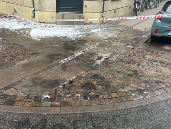 La oficina de un socio de WSRW fue atacada con bombas incendiarias: El incendio parece tener motivaciones políticas, con grafitis anti-Sáhara Occidental y pro-Marruecos pintados frente a la oficina de la ONG Global Aktion en Copenhague, Dinamarca