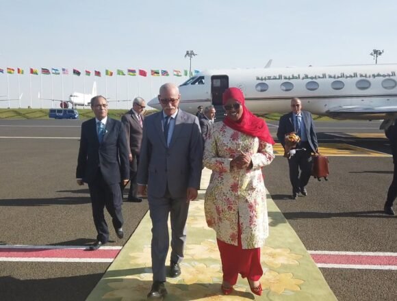1000394837 El Jefe de Estado llega a la capital etíope para participar en la 38ª Cumbre de Jefes de Estado y de Gobierno de la UA | Sahara Press Service (SPS)