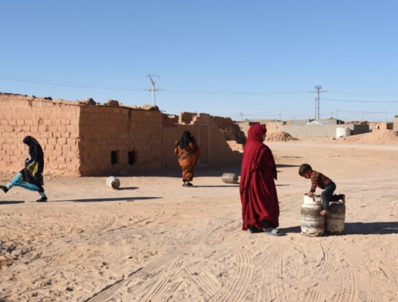 Refugiados saharauis: medio siglo de lucha en el desierto