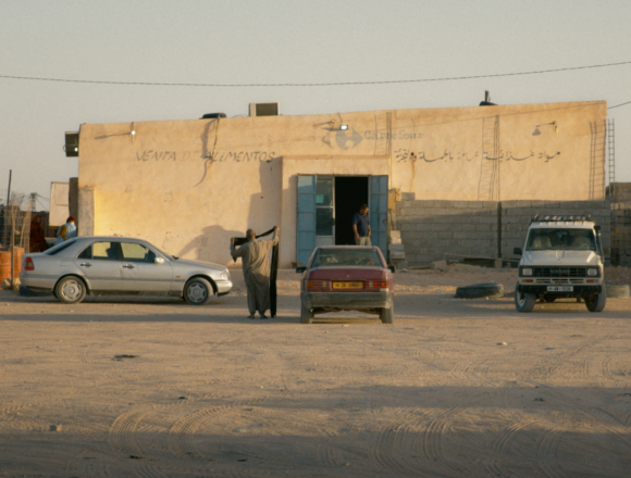 La FAO cede a la presión de Marruecos y veta el documental «VIENTRES DE ARENA», producido por Cárabo Producciones y la asociación Sahara Jaén, después de haberlo premiado