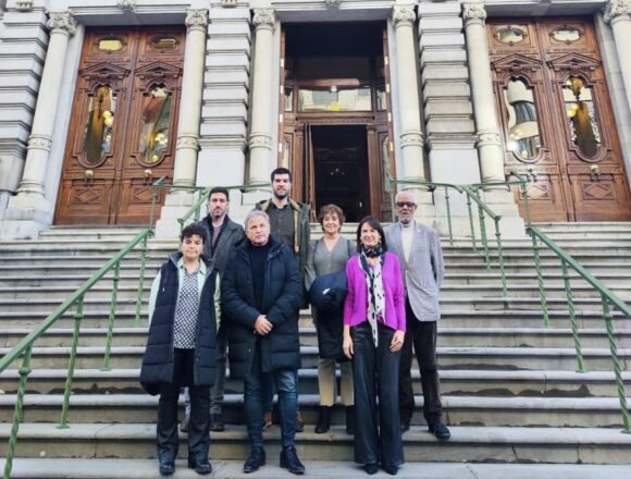 El Intergrupo del Parlamento de Navarra asiste en Oviedo a la XXVIII Conferencia de “Paz y Libertad para el pueblo saharaui” | Parlamento de Navarra