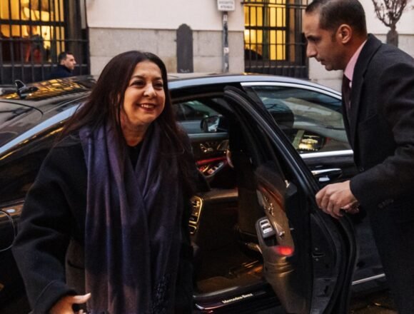 Editorial Planeta y Ateneo de Madrid presentan ‘Nosotras’ de Carmen Calvo La Cámara de Comercio de España organiza una conferencia que se promociona con un cartel de Marruecos que incluye el Sáhara
