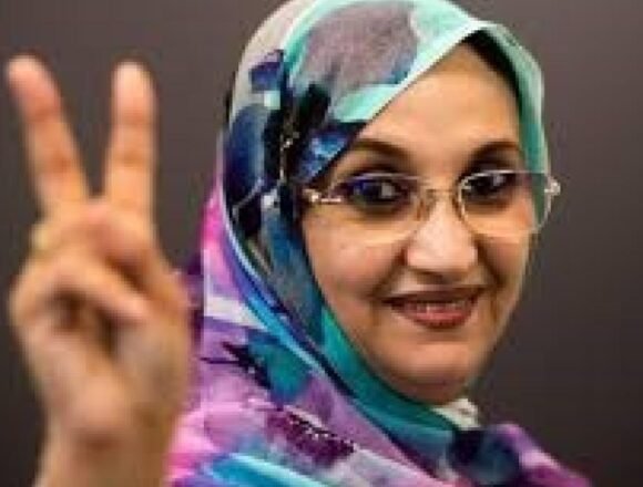 El activismo de Aminetu Haidar en un documental por la productora malagueña Entre Fronteras | Sahara Press Service (SPS)