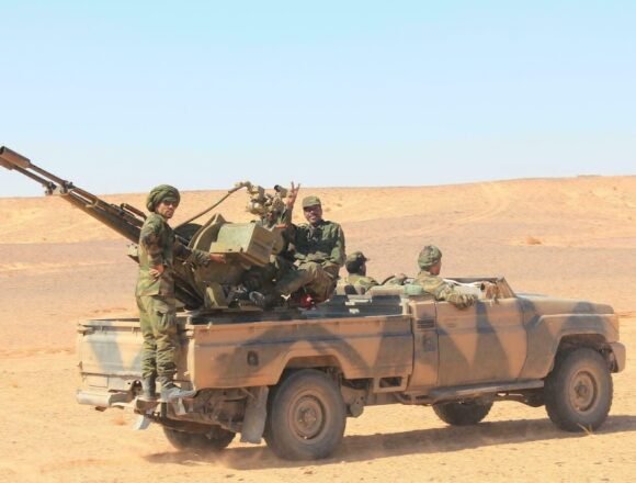 GUERRA DEL SAHARA | El ejército saharaui ataca bastiones enemigos en las regiones de Icharak Lagrab e Icharak Assadra, en el sector de Guelta | Sahara Press Service (SPS)