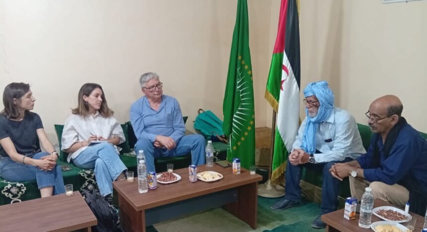 El ministro de Salud Pública, Salek Baba Hasana, recibe al presidente de Médicos del Mundo España | Sahara Press Service (SPS)