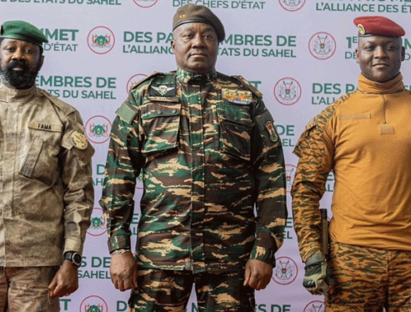 ¿Los golpistas de Mali, Niger y Burkina buscan la guerra con Argelia? – Algérie Patriotique
